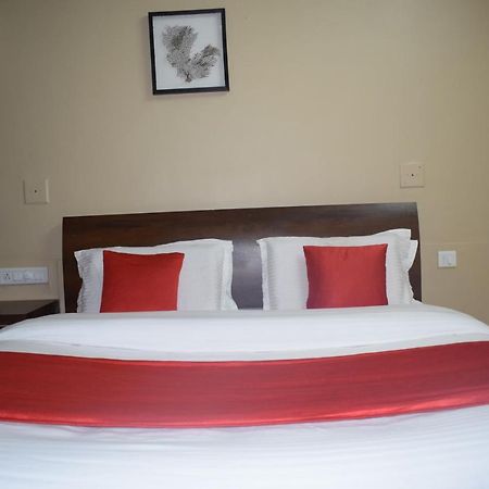 Hotel-The Safar Ahmadabad Zewnętrze zdjęcie