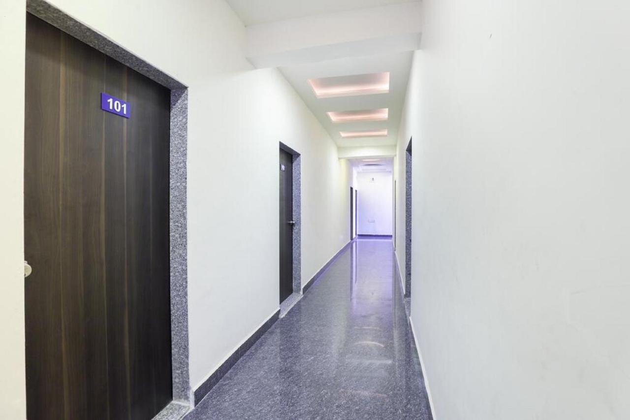 Hotel-The Safar Ahmadabad Zewnętrze zdjęcie